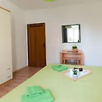 Ester Apartament *