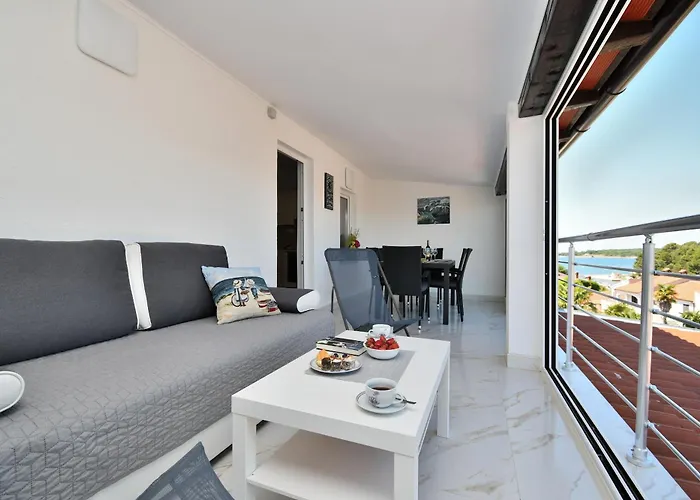 Ester Apartamento Funtana