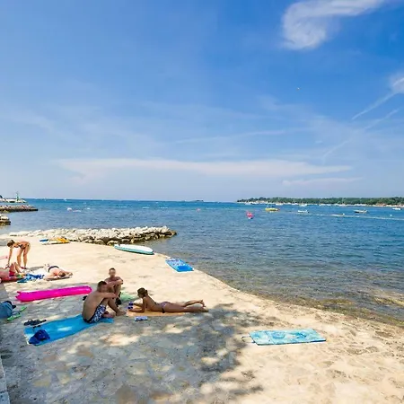 Ester Apartmán Funtana